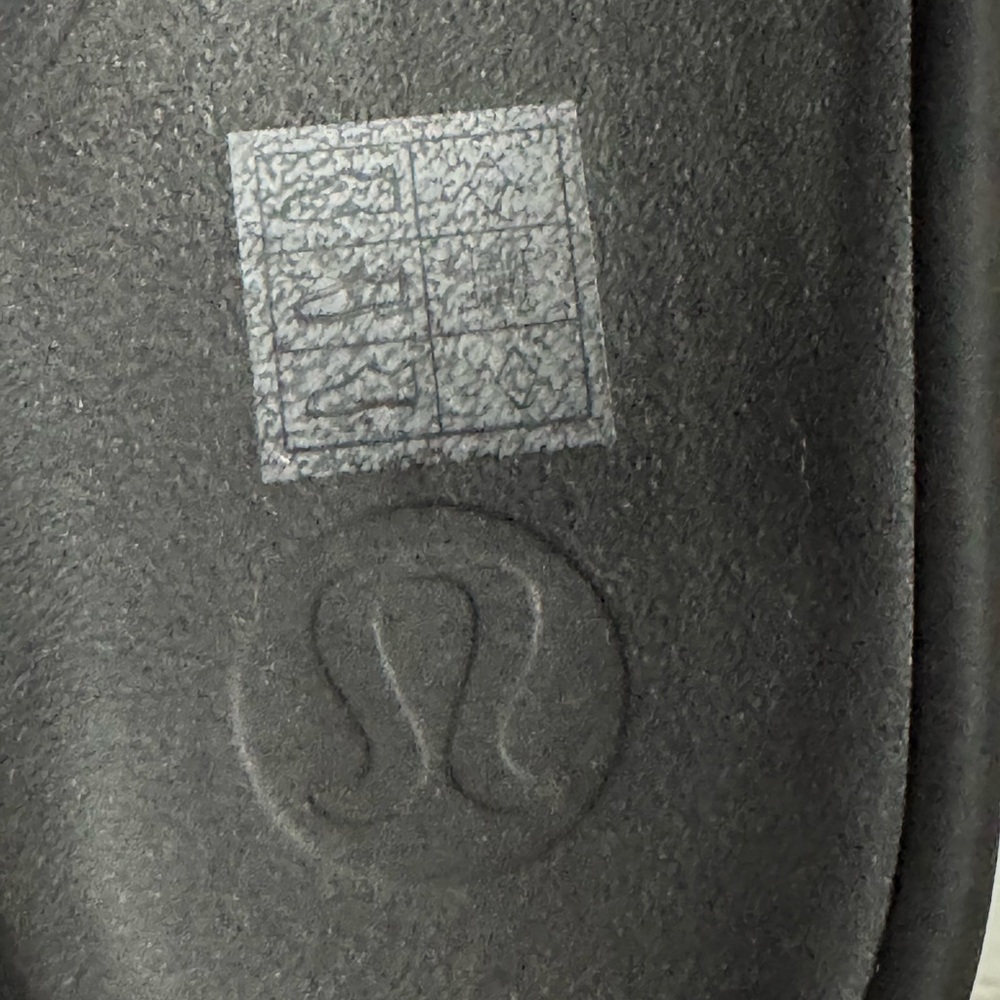 Lululemon Restfeel Slides - Picture 4 of 4